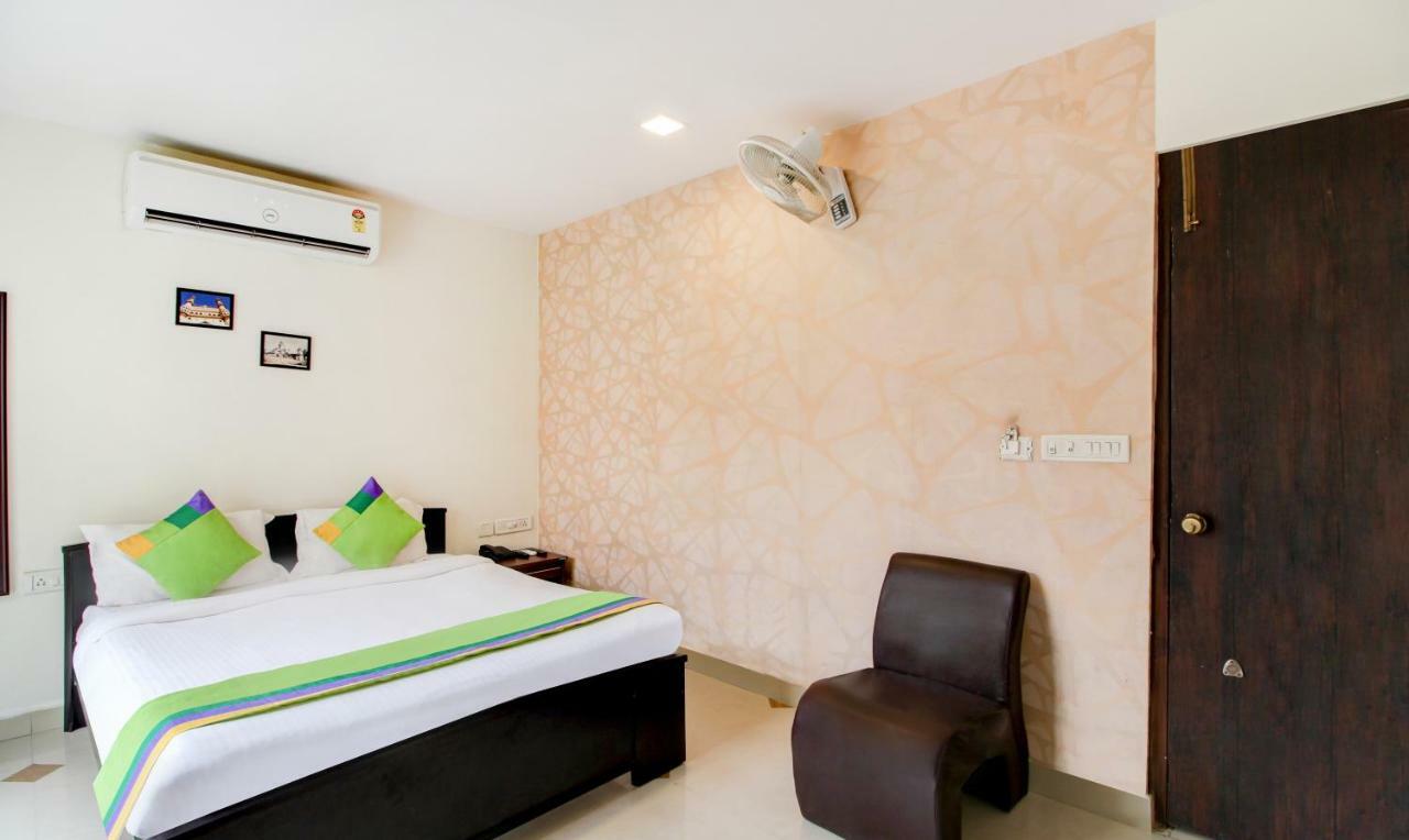 Treebo Trend Srico Banjara Hills Hotel Hyderabad Bagian luar foto